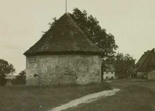 Kleinvoigtsberg, Pulverturm der Grube Alte Hoffnung Gottes