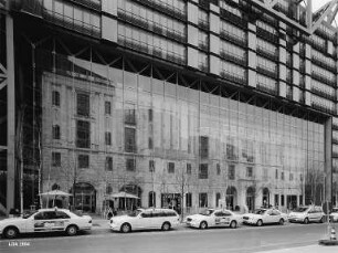 Fragmente der Fassade, des translozierten Kaisersaals und des Frühstückssaals des Grand Hotel Esplanade; Berlin, Mitte