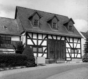 Ehringshausen, Brunnenstraße 15
