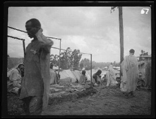 Addis Abeba (Äthiopien): Einfache Zeltbauten ("der Markt")