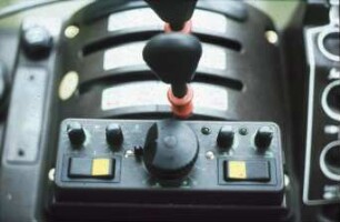 Fotografie: Elektronische Hubwerksregelung (EHR), Bedienelement