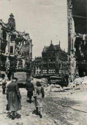 Der zerstörte Spittelmarkt nach Kriegsende