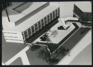 Stadttheater, Heilbronn: Modell, Terrasse mit Treppenaufgang (Entwurf D)