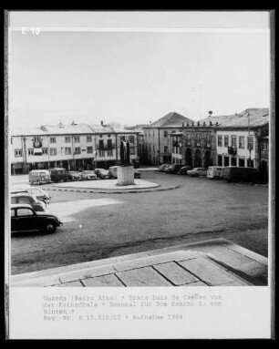 Praça Luís Vaz de Camões