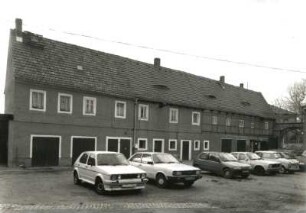 Dresden-Omsewitz, Altomsewitz 11. Vierseithof (1768, 1885), Seitengebäude