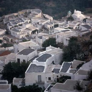 Skyros, Flachdächer unterm Kastron
