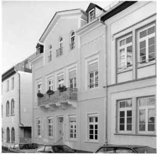 Wohnhaus; Bad Homburg, Kasernenstraße 1