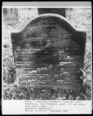 Grabstein des Izik Dürkheim und seiner Frau Reitz