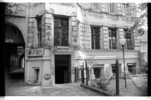 Kleinbildnegativ: ehemaliges Kreisbüro der SEW, 1975