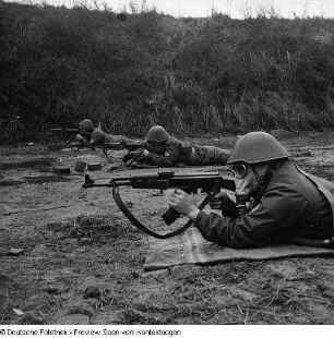 Kampfgruppen: Übung Kampfgruppen Reifenwerk Pirna; Übung Karosseriewerk Bühlau
