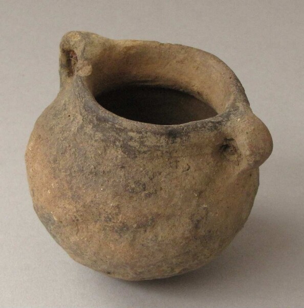 Clay vessel