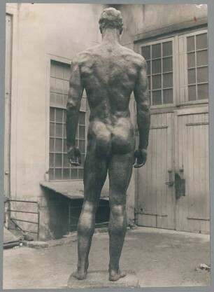 Stehender Jüngling, 1938/39, Bronze