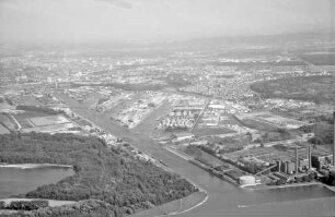 Karlsruhe: Rheinhafen