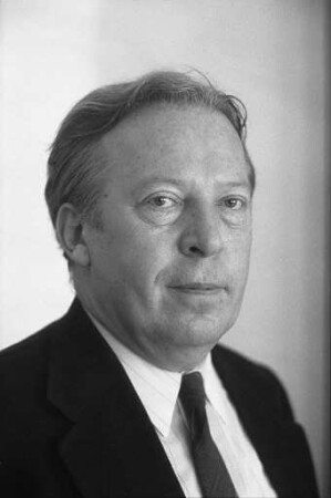 BNN-Interview mit dem Vizepräsidenten des Oberschulamts Karlsruhe Alfred Klar zum Antrag des Bismarckgymnasiums auf einen mathematisch-naturwissenschaftlichen Zug