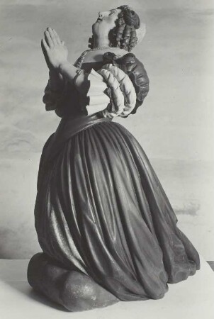 Figur der Stifterin