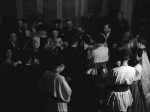 Bukarest: Rumänische Folkloretanzgruppe