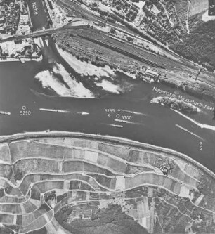 Niedrigwasser des Rheins bei Bingen
