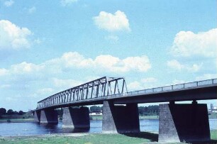 Alte Straßenbrücke Wesel/Rhein