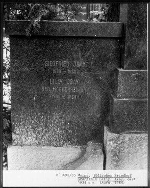 Grabstein von Lilly Isay (+ 1983) und Siegfried Isay (+1926)
