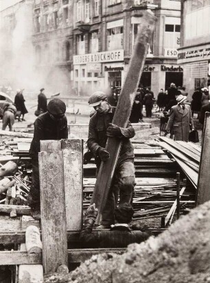 Wiederaufbau nach dem Krieg, Köln, Schildergasse