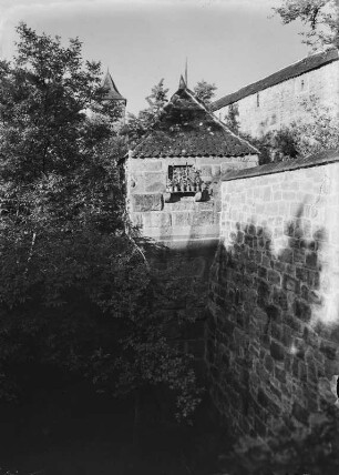 Wiekhaus in einer Stadtmauer