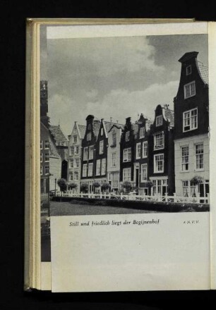 Still und friedlich liegt der Bergijnenhof
