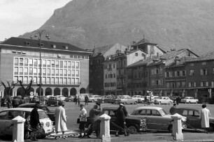 Bozen: Marktplatz mit Rathaus
