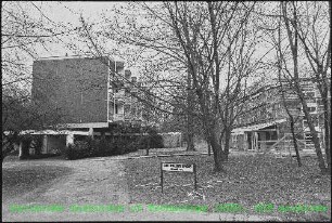 Erweiterungsbau des Gastdozentenhauses Heinrich-Hertz auf dem Gelände der Universität Karlsruhe (TH), von Süden