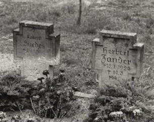 Grabkreuz für Herbert Zander (gestorben 1945)