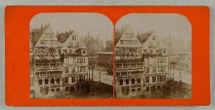 Eckhäuser des Cremon mit Blick über die Hohe Brücke ins Freihafengebiet