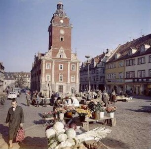 Gotha. Der obere Hauptmarkt mit Rathaus