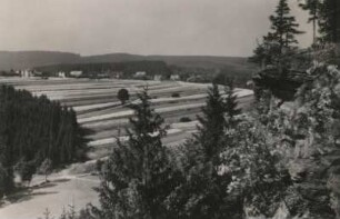 Luftkurort Finsterbergen (500-700 m), Thüringer Wald. Ansicht von Süden