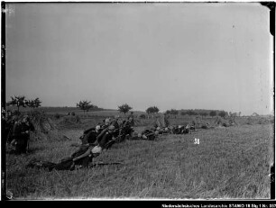 Manöver des 10. Armee-Corps Enthält: Platte 38