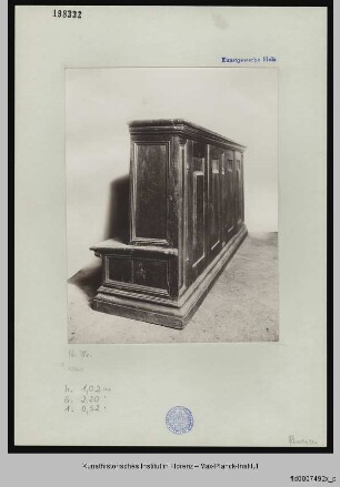 Sitzbank mit Rückenlehne