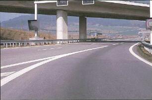 Einfahrt Ost zu Fahrbahn Ost (Schaffhausen Richtung AK Hegau)