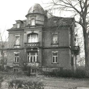 Dresden-Trachenberge, Weinbergstraße 4. Villa (um 1895). Gartenansicht