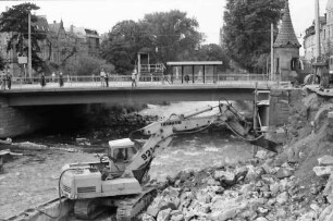 Freiburg: Abbrucharbeiten an der alten Schwabentorbrücke