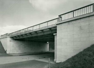 Eisenbahn-Überführung, 1950