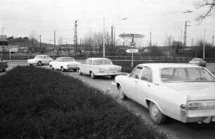 Entschärfung des Verkehrsknotenpunktes Schwarzwaldbrücke durch Einbau einer Signalanlage.