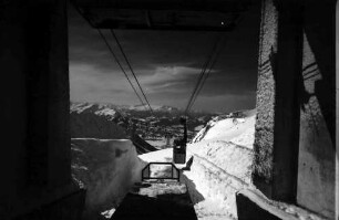 Oberstdorf: Nebelhorn; Bergstation mit Blick abwärts