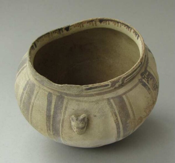 Clay vessel