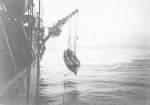 Fieren eines Kutters : Technikgeschichte | Navigare necesse est... - Altes und modernes Schiffahrtswesen | Leben an Bord eines Kriegsschiffes