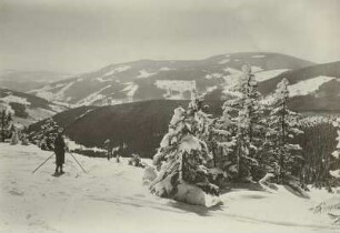 Riesengebirge. Blick vom Zehgrund talabwärts nach dem Äupagrund. Rechts der Fuchsberg (1363 m)