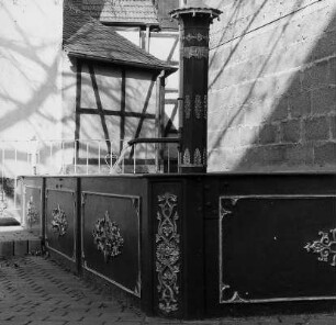 Brunnen; Weinbach, Burgstraße