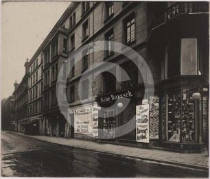 Bürgerhaus mit Erker am Hintermarkt 1 und Ring 32 in Breslau