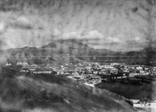 Mindelo : Die Stadt Mindelo. Im Hintergrund der Monte Verde.