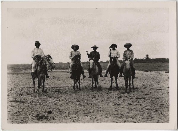 Vaqueros (Film: "Primeval world in the jungle")