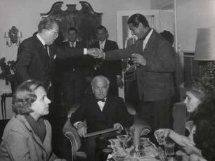 [Jaime de Mora y Aragón]