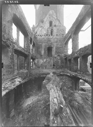 Dresden-Altstadt. Ruine des Residenzschlosses. Schützkapelle