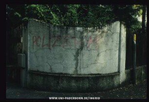 POLIZEI = {SS-RUNEN}